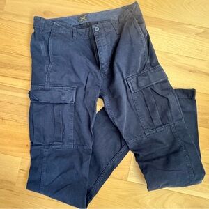 J Crew men’s 484 navy cargo pants 32 x 34
